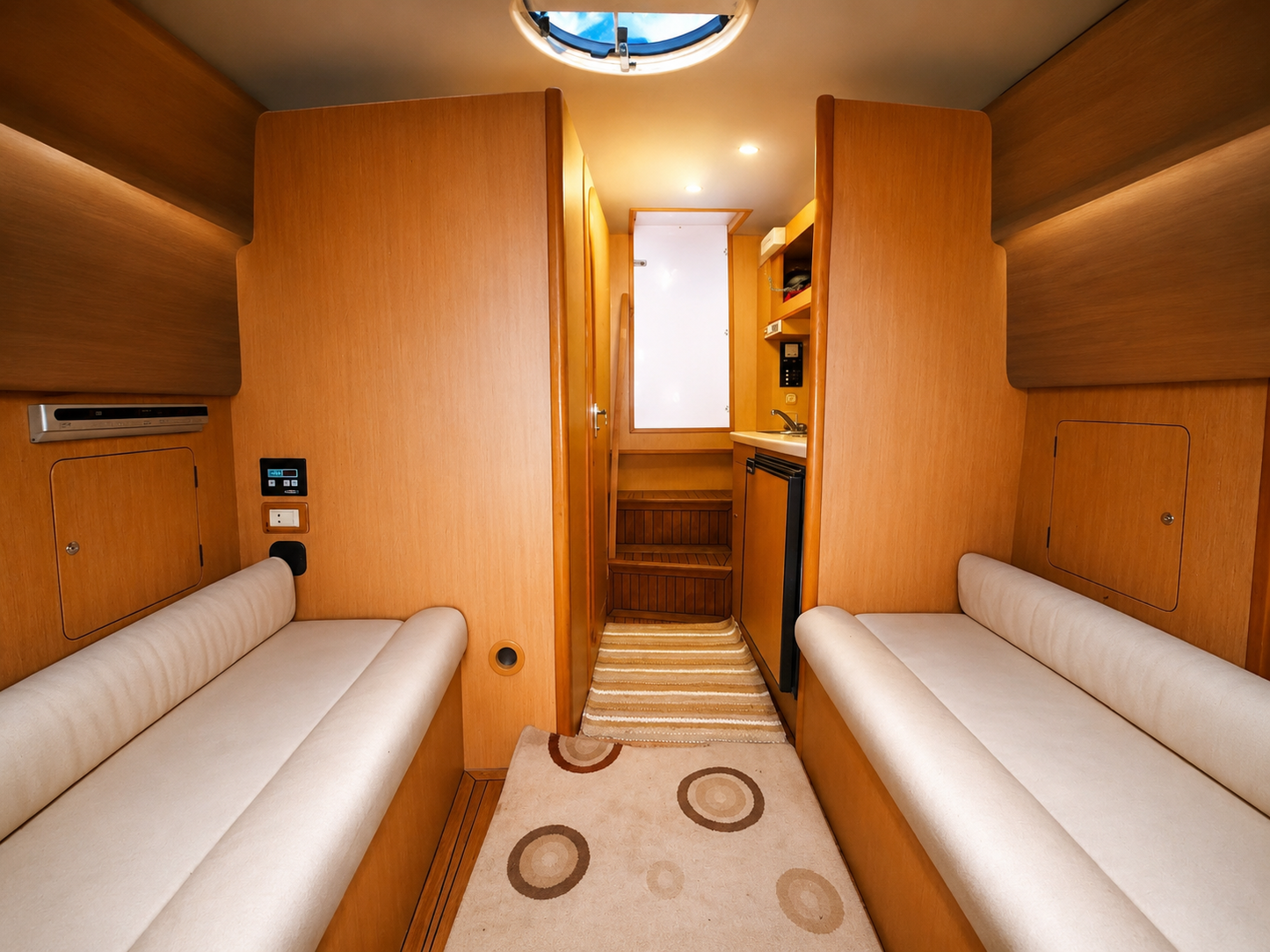 Vitamin C 34ft Yacht Rental Dubai | Fishing Trips & Private Gatherings for 10 Guests